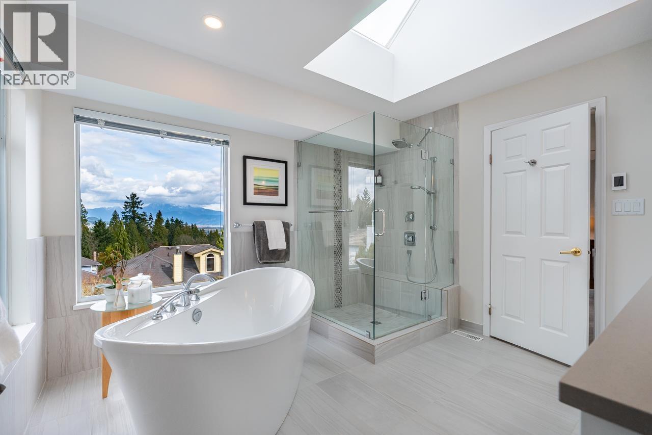 580 Clearwater Way, Coquitlam, British Columbia  V3C 5W3 - Photo 28 - R3117530