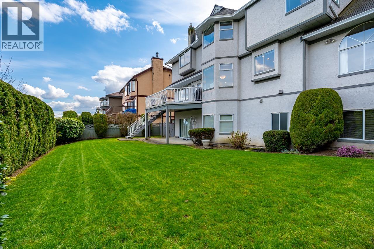 580 Clearwater Way, Coquitlam, British Columbia  V3C 5W3 - Photo 35 - R3117530