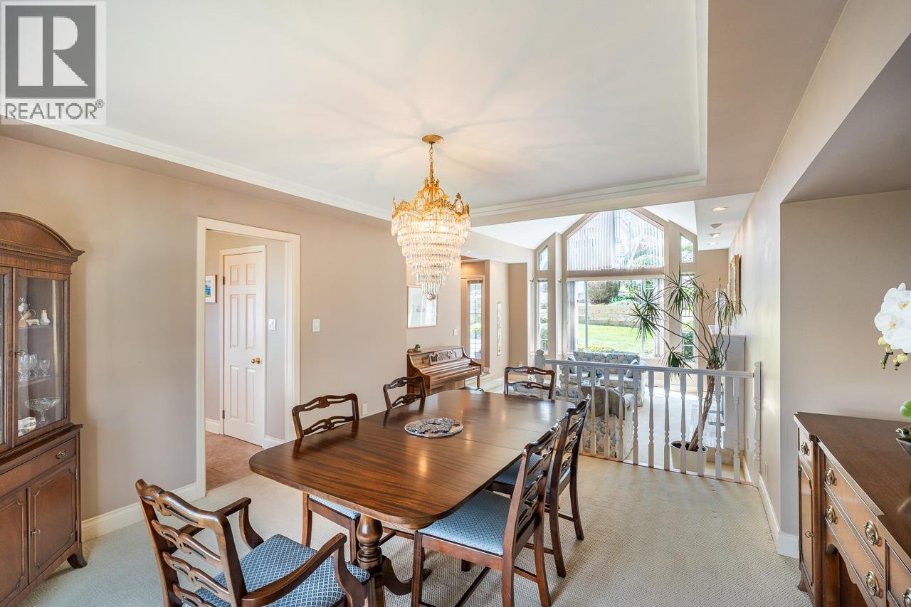 580 Clearwater Way, Coquitlam, British Columbia  V3C 5W3 - Photo 9 - R3117530