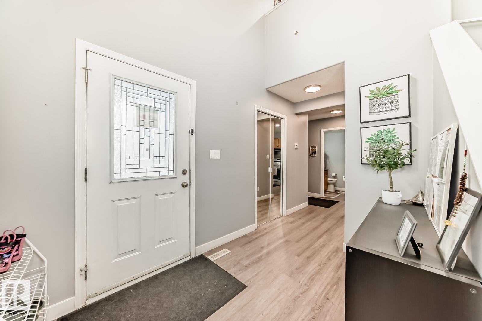 715 Hudson Pl Nw, Edmonton, Alberta  T6V 1W6 - Photo 4 - E4484710