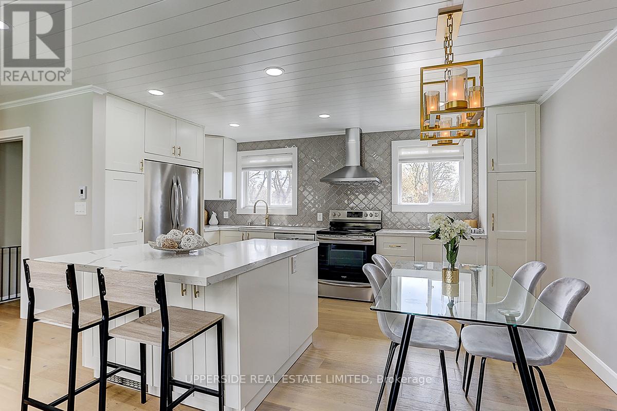 853 Capri Court, Oshawa, Ontario  L1H 1S2 - Photo 11 - E13060132