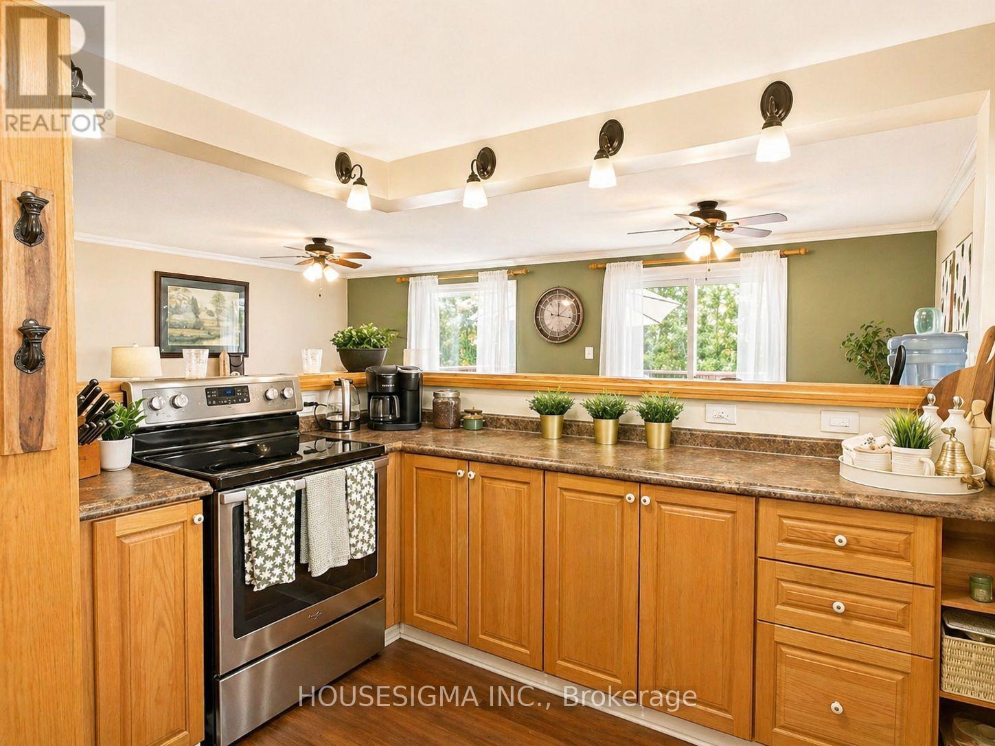 607 Down Crescent, Oshawa, Ontario  L1H 7X9 - Photo 15 - E13060150