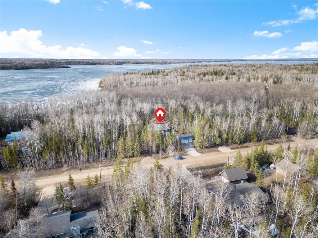 37 Fairway Drive, Lac Du Bonnet, Manitoba  R0E 1A0 - Photo 6 - 202608457