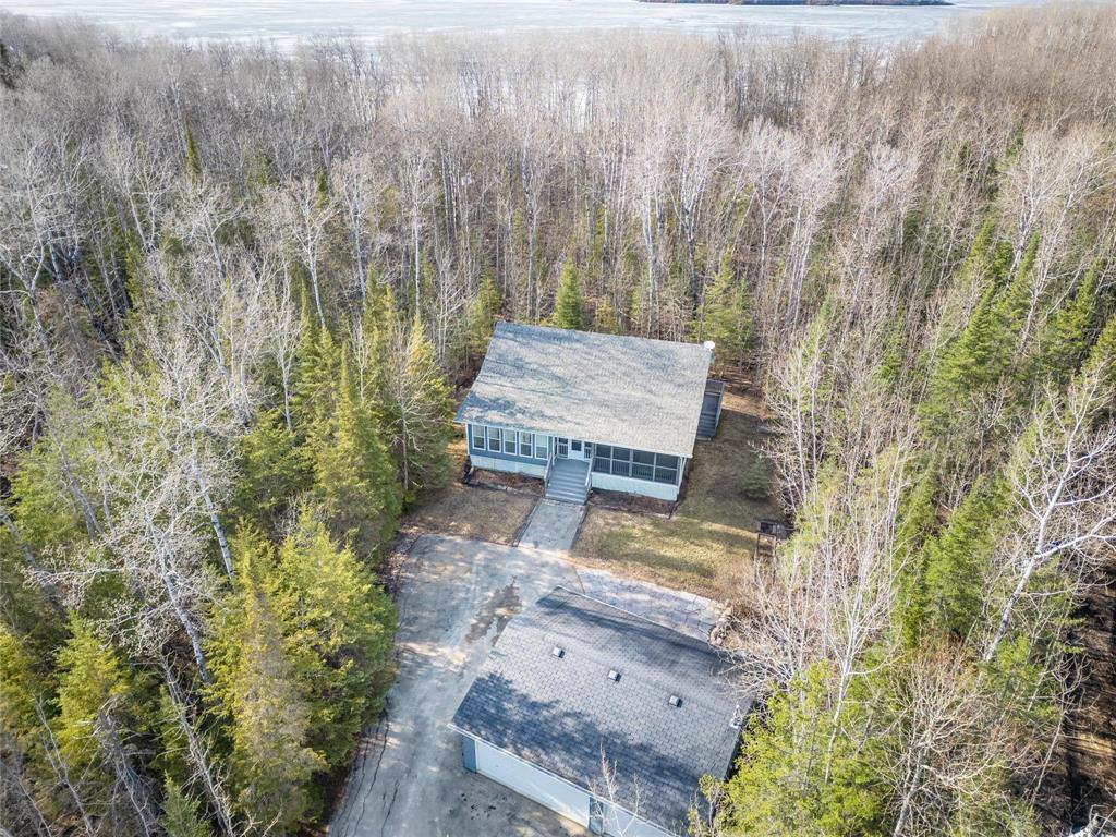 37 Fairway Drive, Lac Du Bonnet, Manitoba  R0E 1A0 - Photo 2 - 202608457
