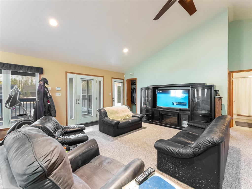 37 Fairway Drive, Lac Du Bonnet, Manitoba  R0E 1A0 - Photo 12 - 202608457