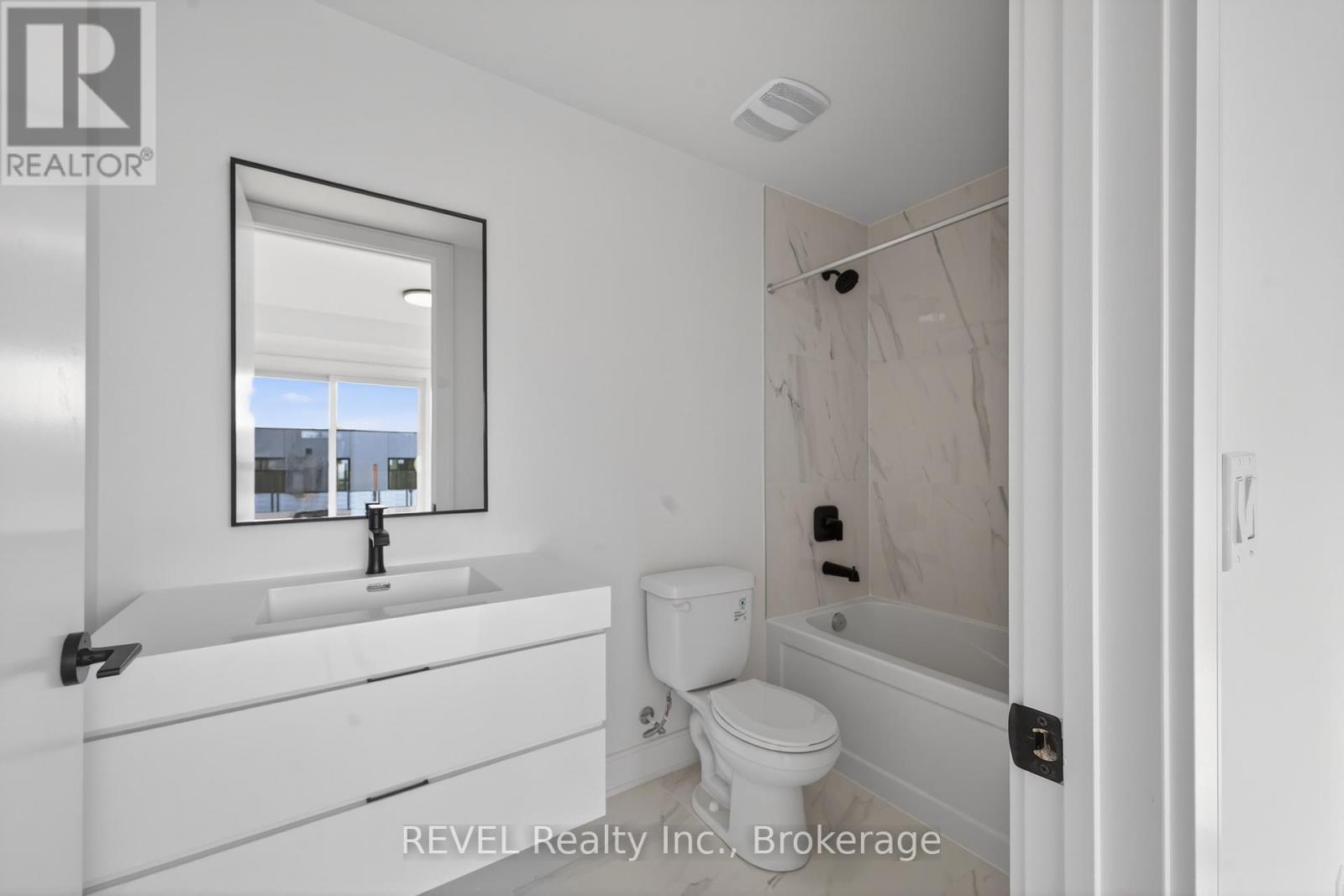 50 Everett Common, St. Catharines, Ontario  L2P 2G3 - Photo 14 - X12886148