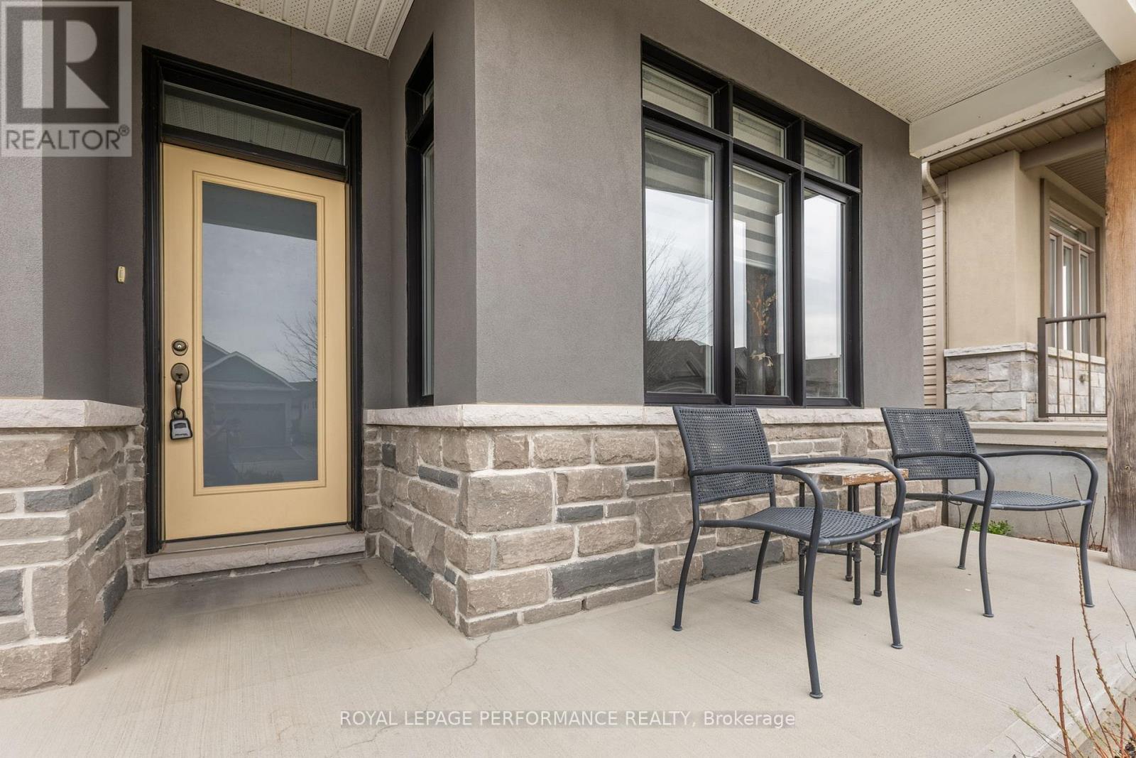 597 Robert Hill Street, Mississippi Mills, Ontario  K0A 1A0 - Photo 2 - X12896396