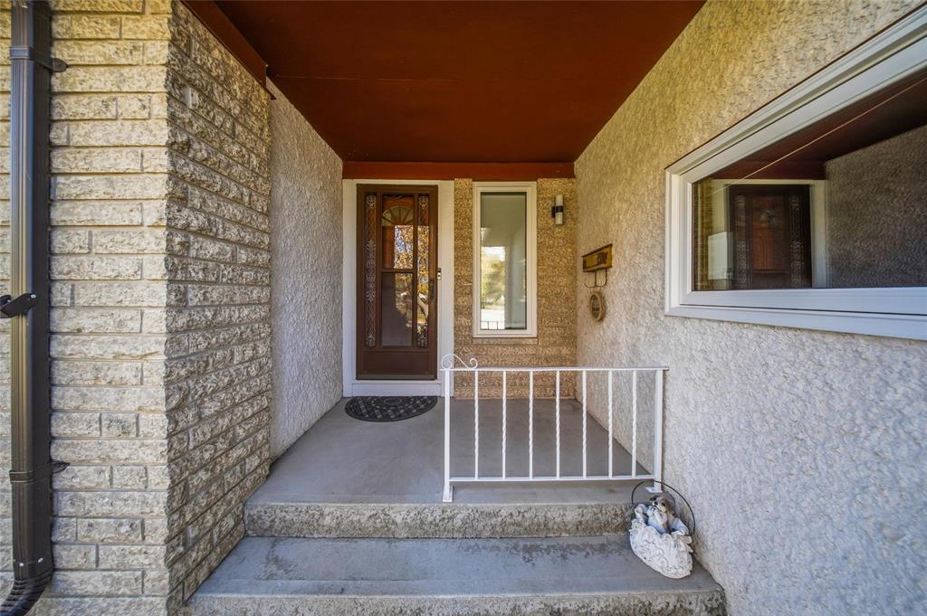 62 Hawstead Road, Winnipeg, Manitoba  R3T 5H2 - Photo 1 - 202608680