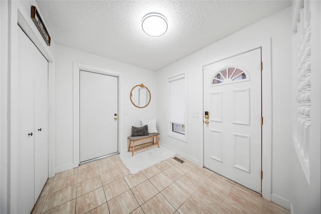 62 Hawstead Road, Winnipeg, Manitoba  R3T 5H2 - Photo 2 - 202608680