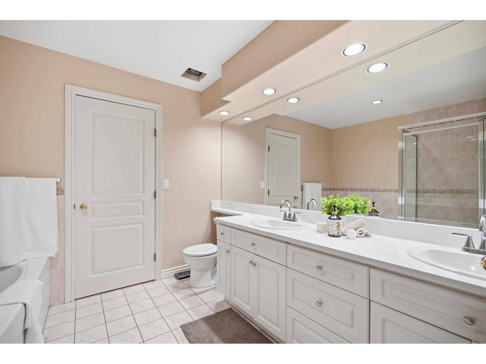 9899 181 Street, Surrey, British Columbia  V4N 4V6 - Photo 27 - R3117375