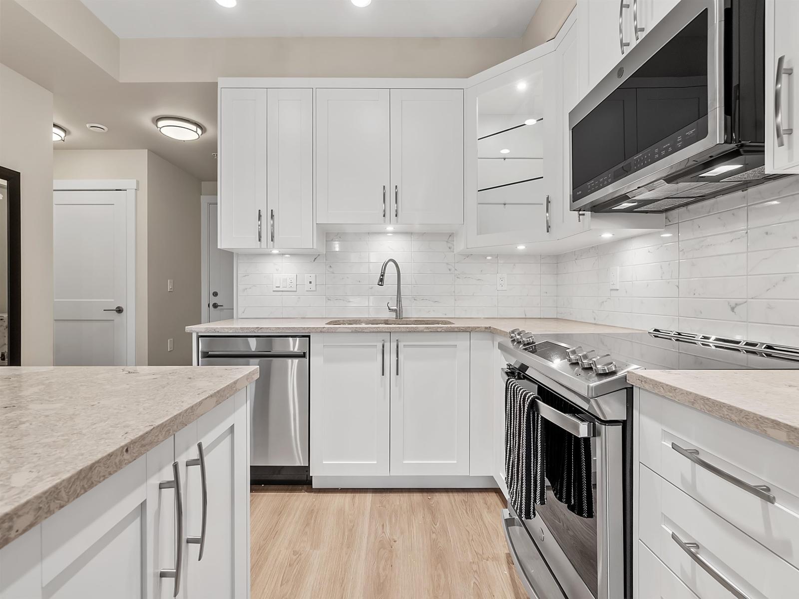 A316 8233 208b Street Street, Langley, British Columbia  V2Y 4M7 - Photo 11 - R3100179