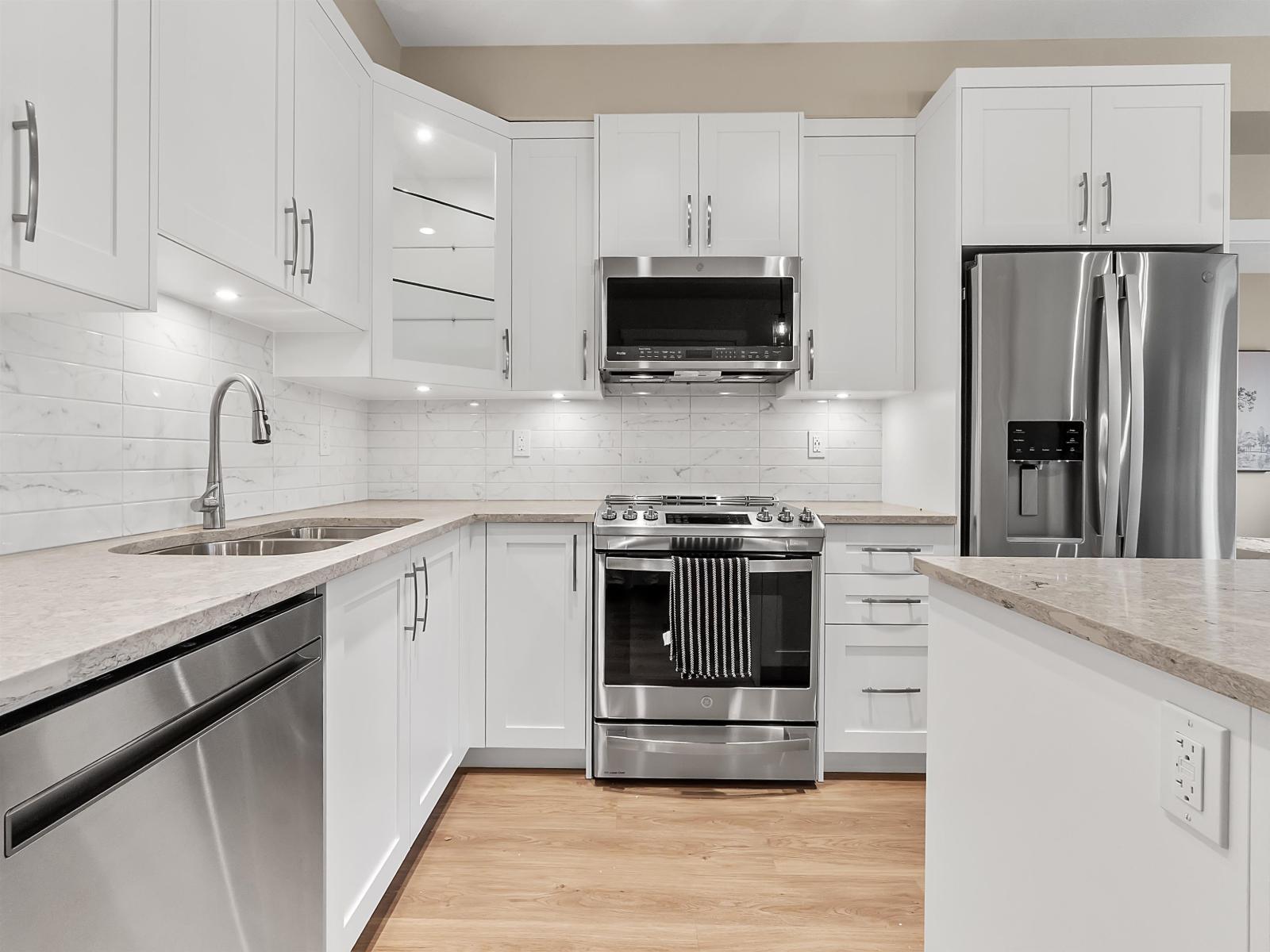 A316 8233 208b Street Street, Langley, British Columbia  V2Y 4M7 - Photo 12 - R3100179