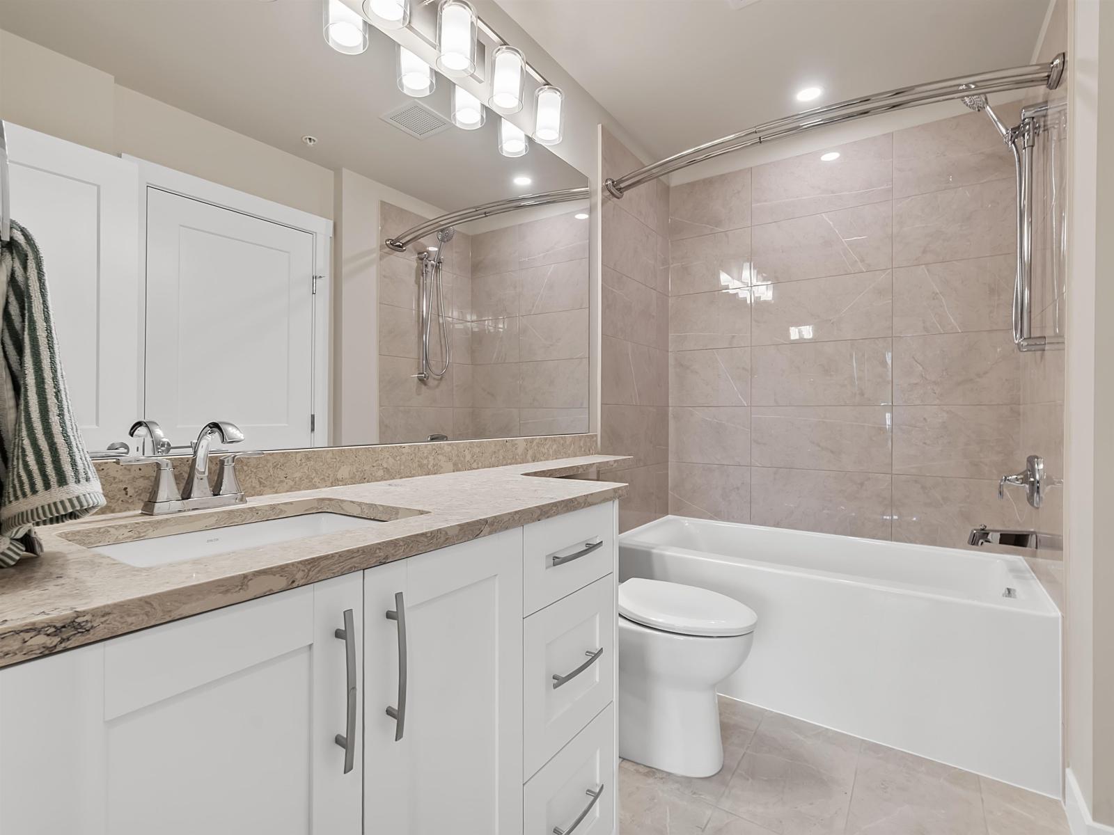 A316 8233 208b Street Street, Langley, British Columbia  V2Y 4M7 - Photo 34 - R3100179