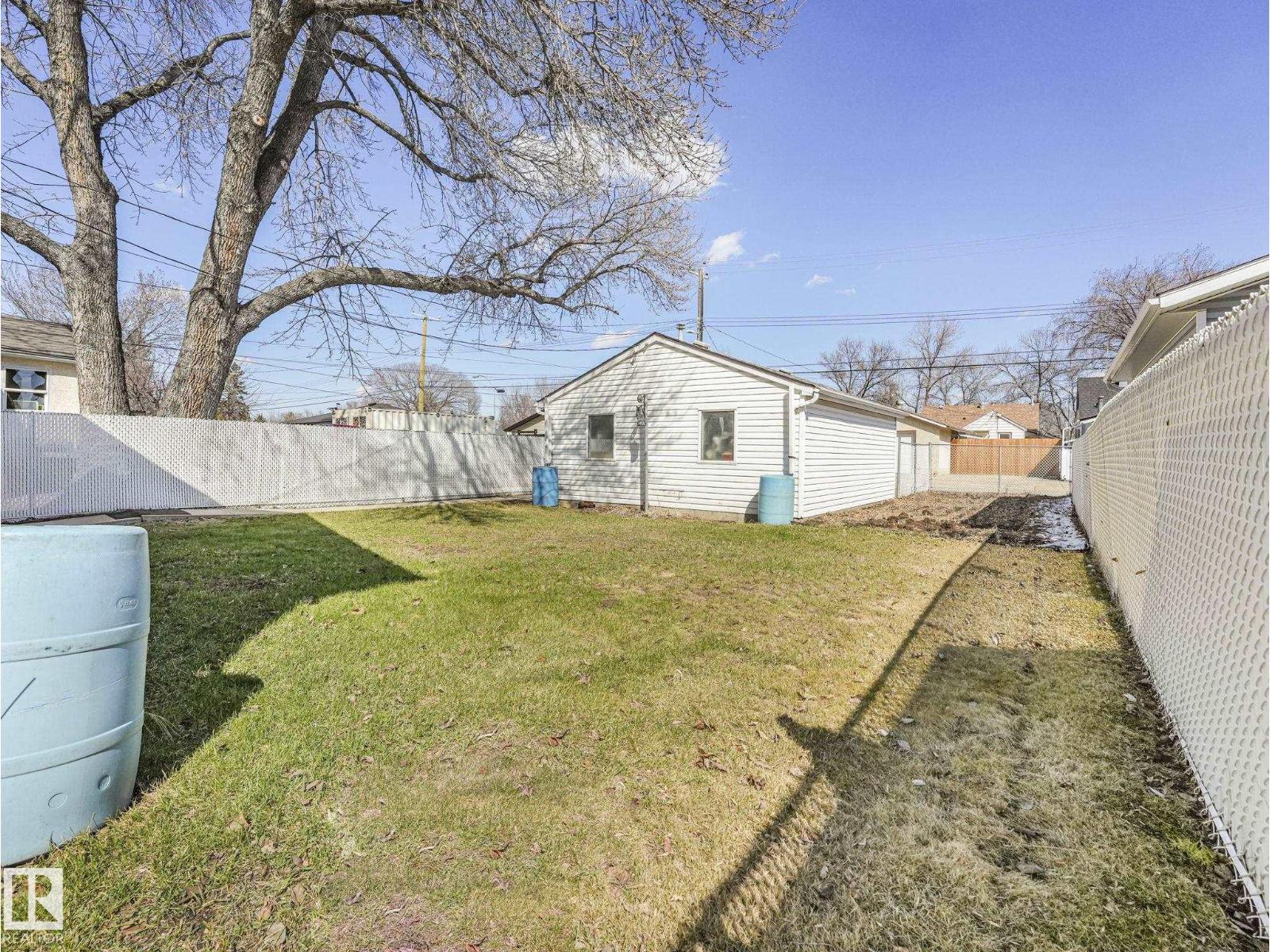 12245 96 St Nw, Edmonton, Alberta  T5G 1W2 - Photo 12 - E4484711