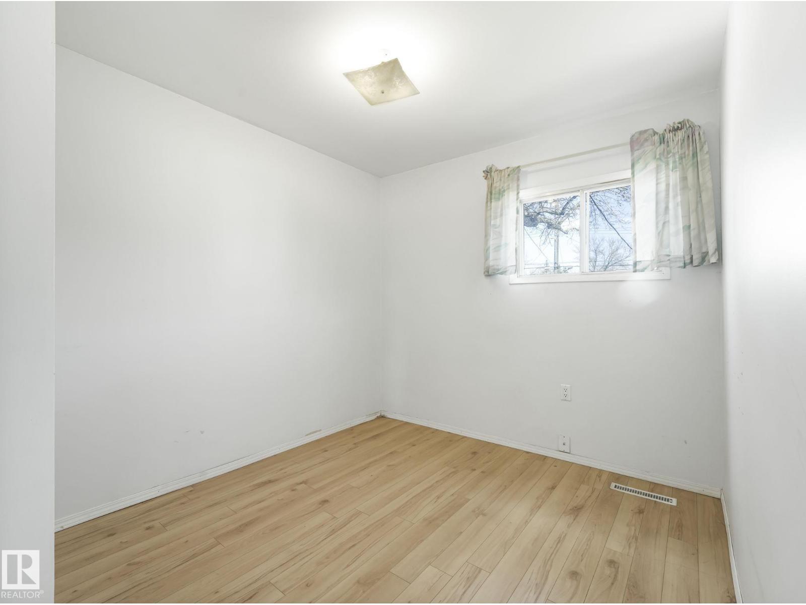 12245 96 St Nw, Edmonton, Alberta  T5G 1W2 - Photo 38 - E4484711