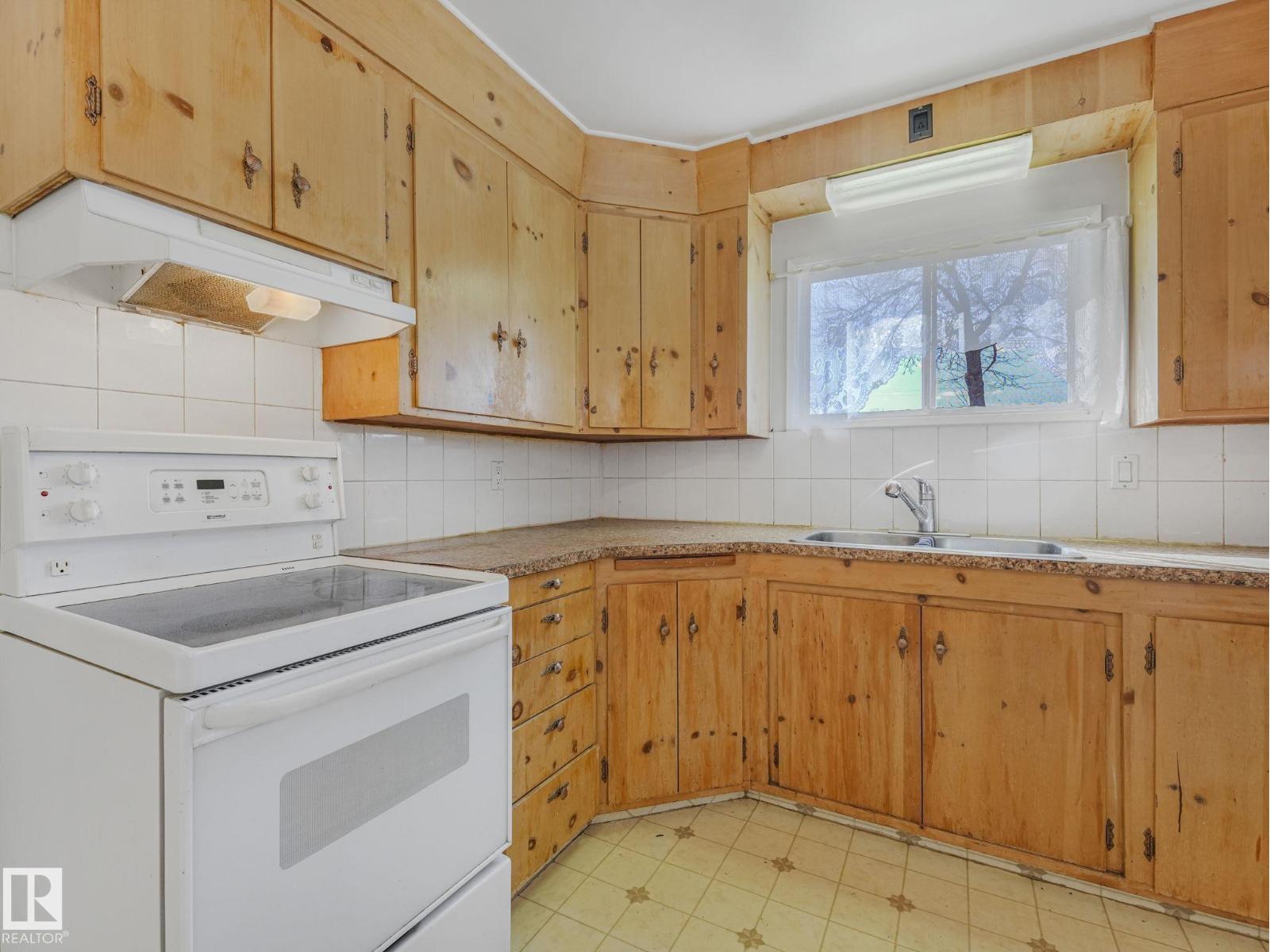 12245 96 St Nw, Edmonton, Alberta  T5G 1W2 - Photo 51 - E4484711