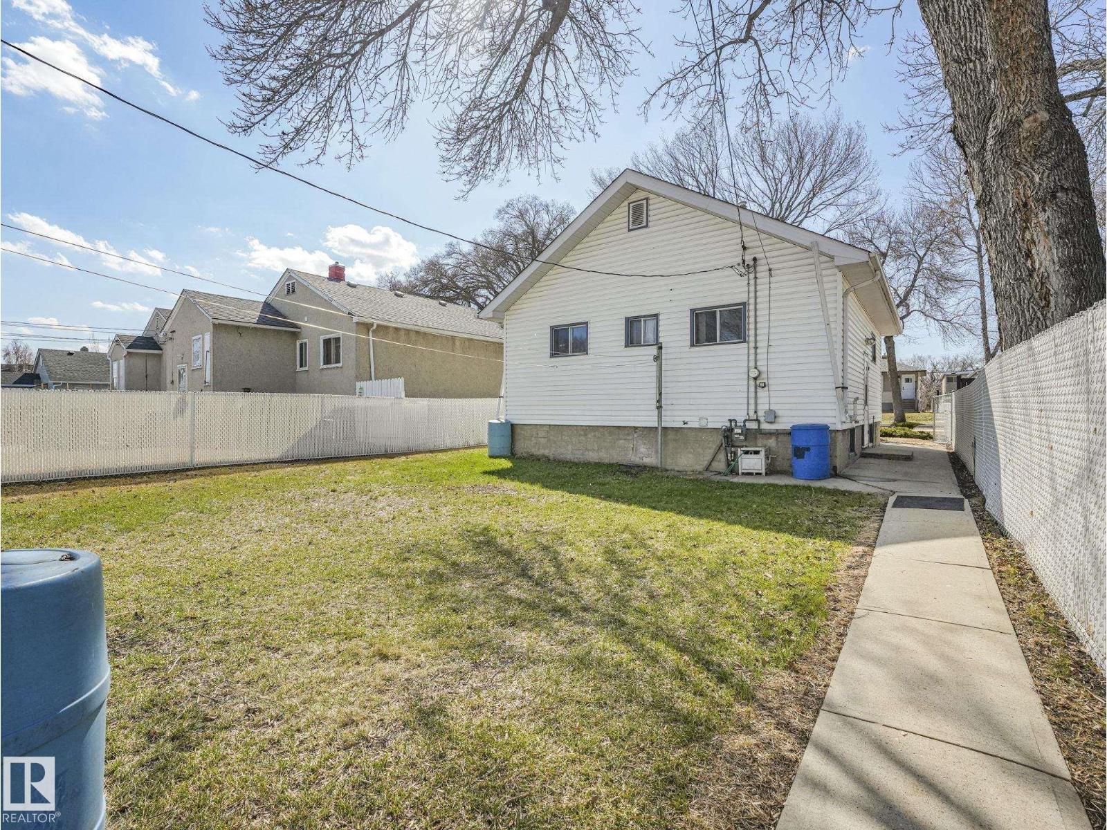 12245 96 St Nw, Edmonton, Alberta  T5G 1W2 - Photo 7 - E4484711