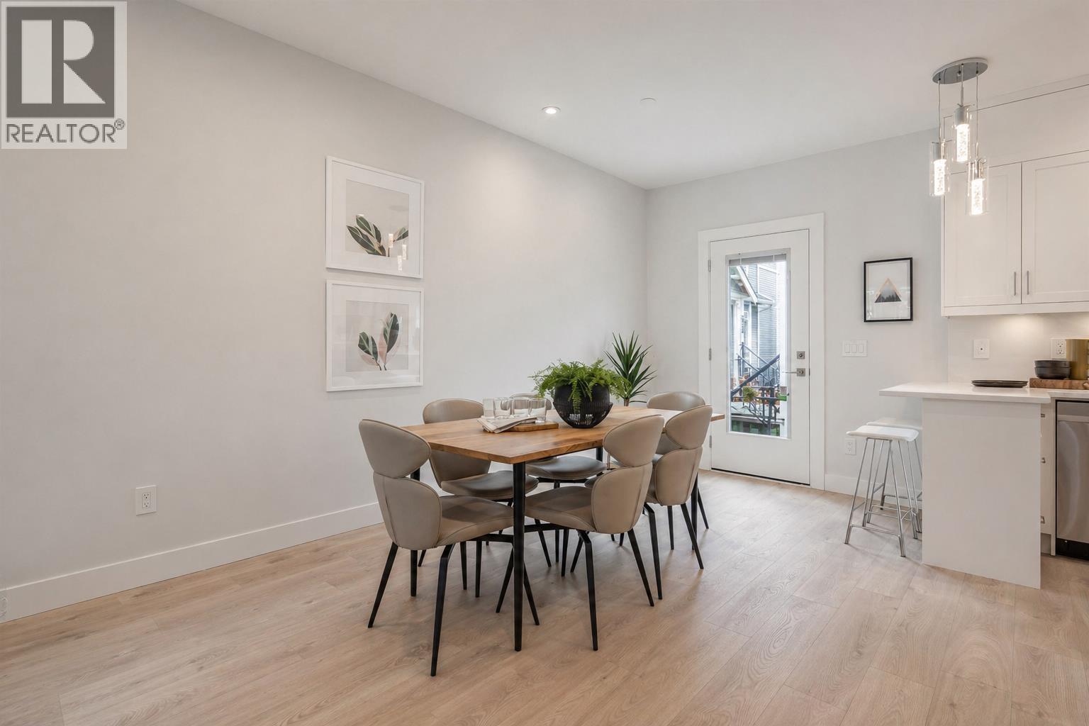 2316 Brock Street, Vancouver, British Columbia  V5N 2Z7 - Photo 9 - R3117043