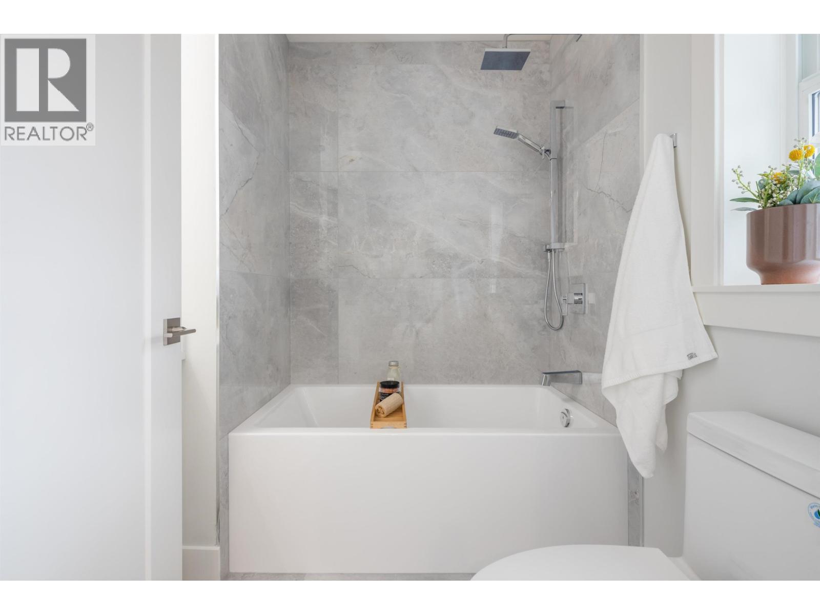 2316 Brock Street, Vancouver, British Columbia  V5N 2Z7 - Photo 20 - R3117043