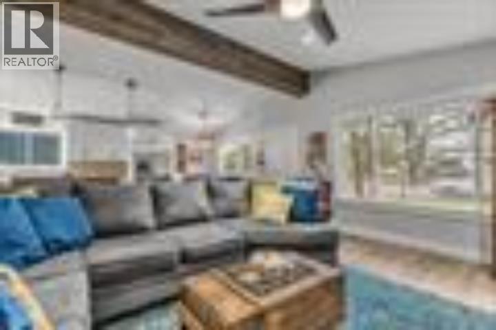 22928 117 Avenue, Maple Ridge, British Columbia  V2X 2K1 - Photo 4 - R3116270