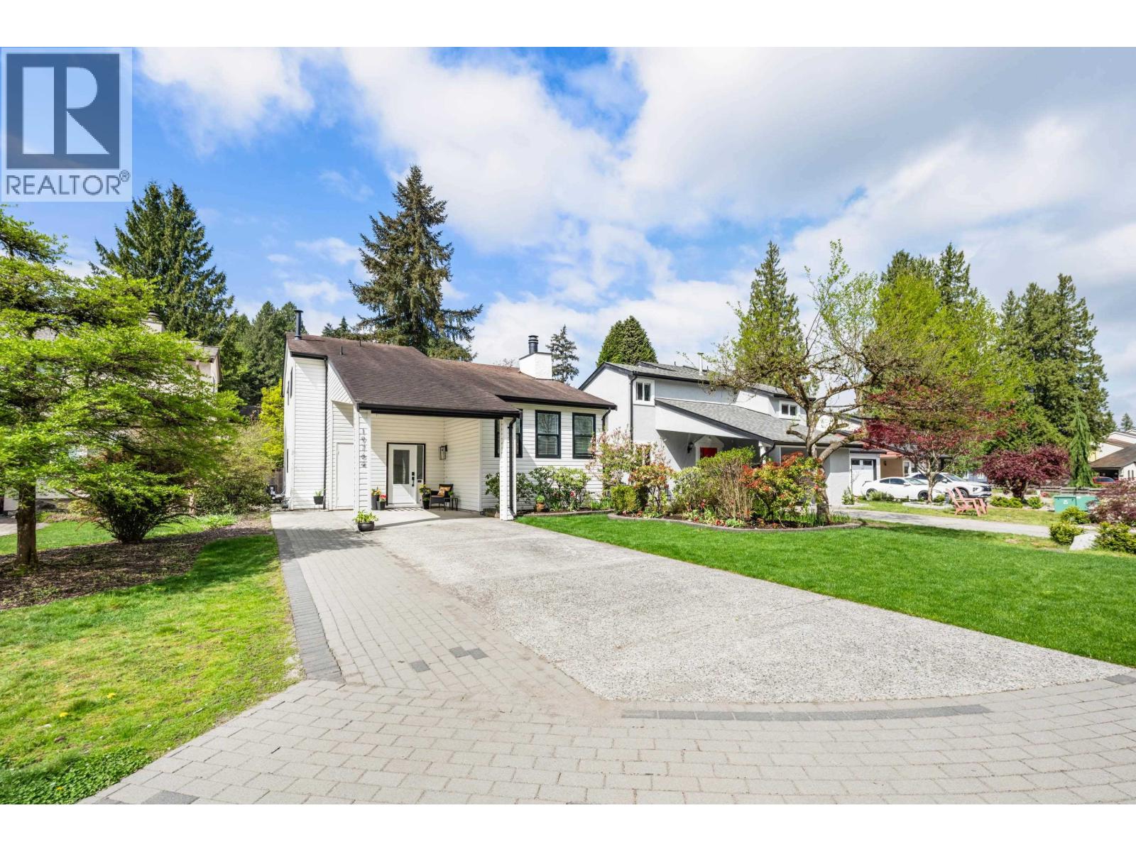 19764 Wildcrest Avenue, Pitt Meadows, British Columbia  V3Y 1M2 - Photo 4 - R3117319