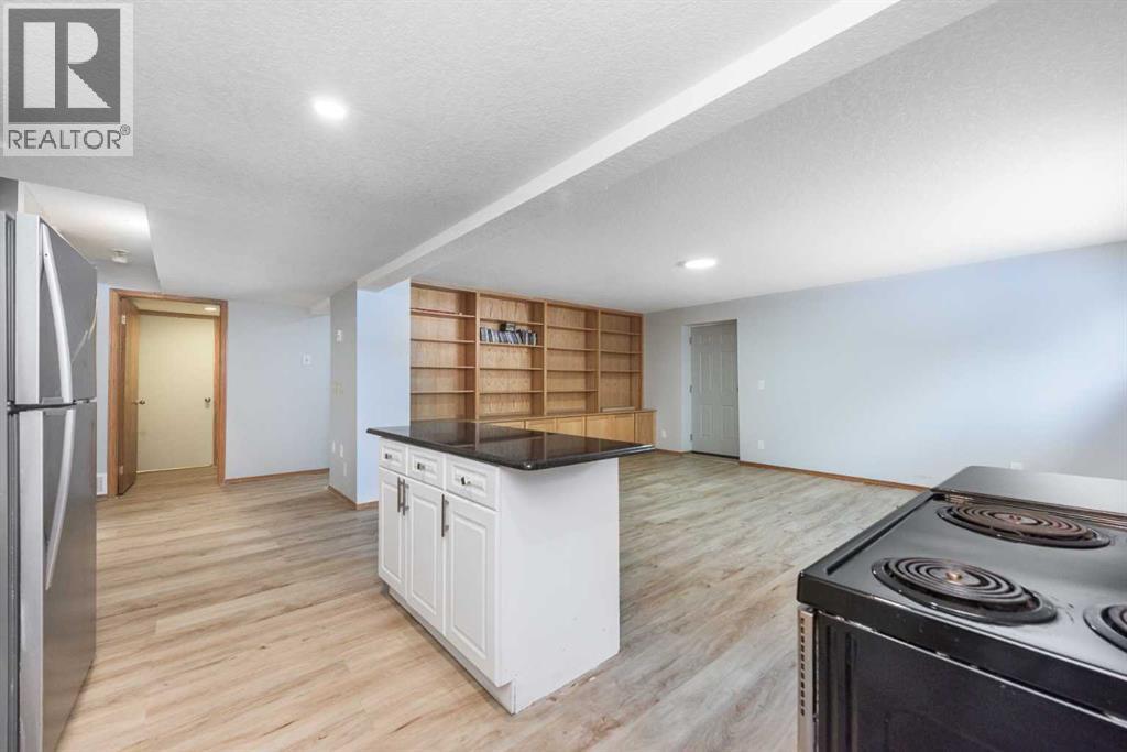 47 Hawkstone Drive Nw, Calgary, Alberta  T3G 2X3 - Photo 39 - A2304142