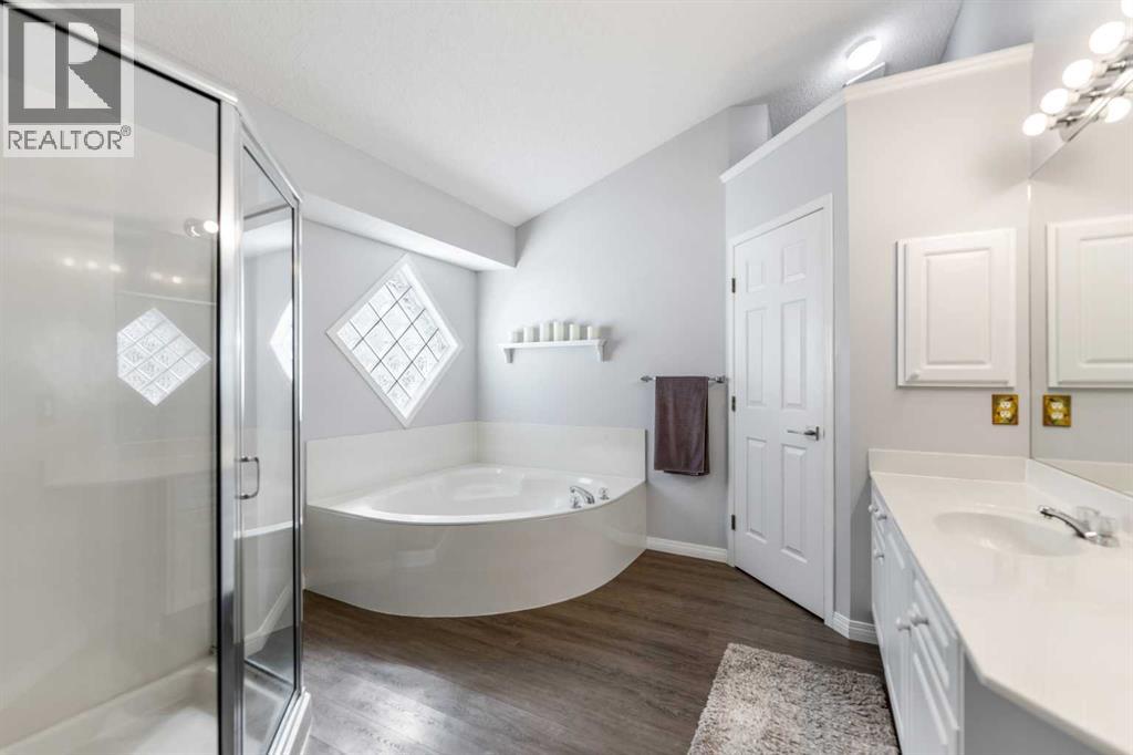 114 Rocky Ridge Green NW, Calgary, Alberta  T3G 4R6 - Photo 23 - A2304229