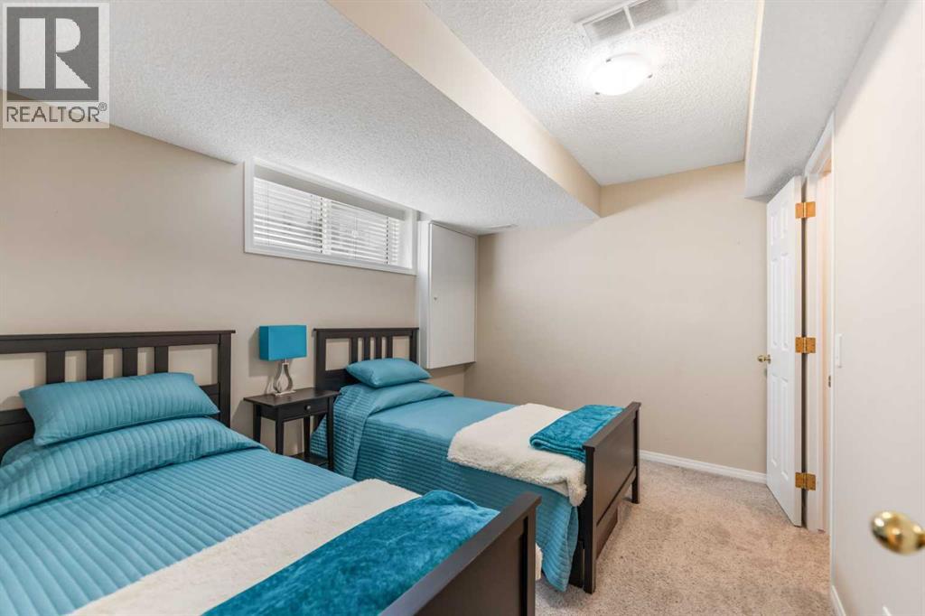 114 Rocky Ridge Green NW, Calgary, Alberta  T3G 4R6 - Photo 30 - A2304229