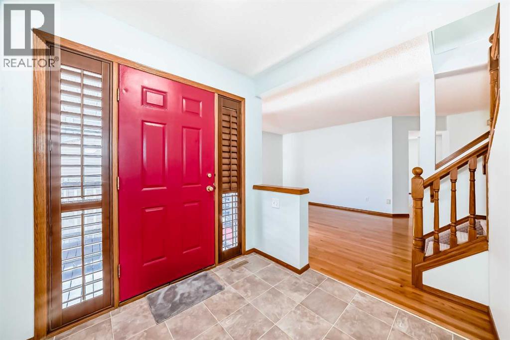 164 Macewan Park Circle Nw, Calgary, Alberta  T3K 4A2 - Photo 3 - A2306300