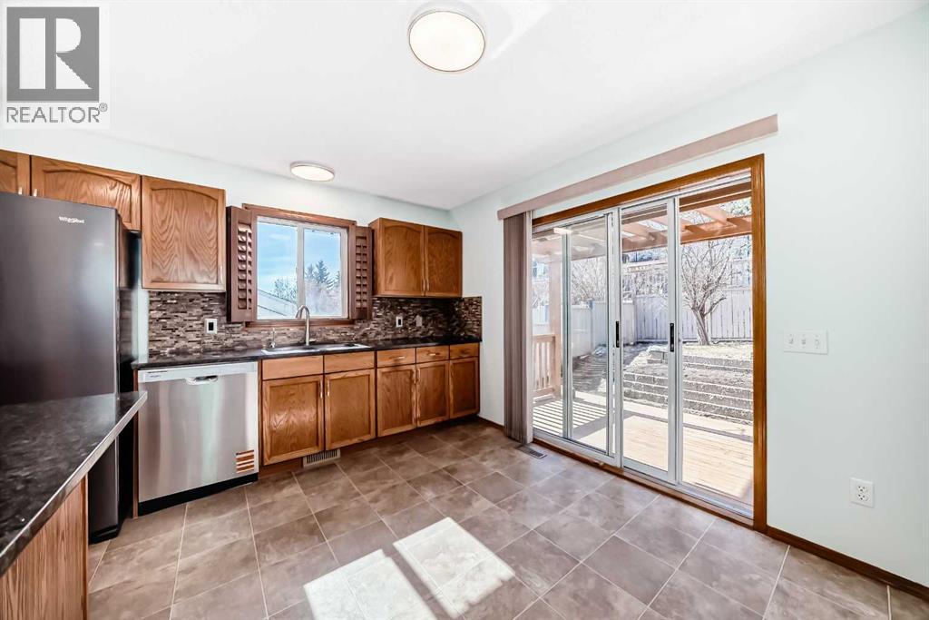 164 Macewan Park Circle Nw, Calgary, Alberta  T3K 4A2 - Photo 6 - A2306300