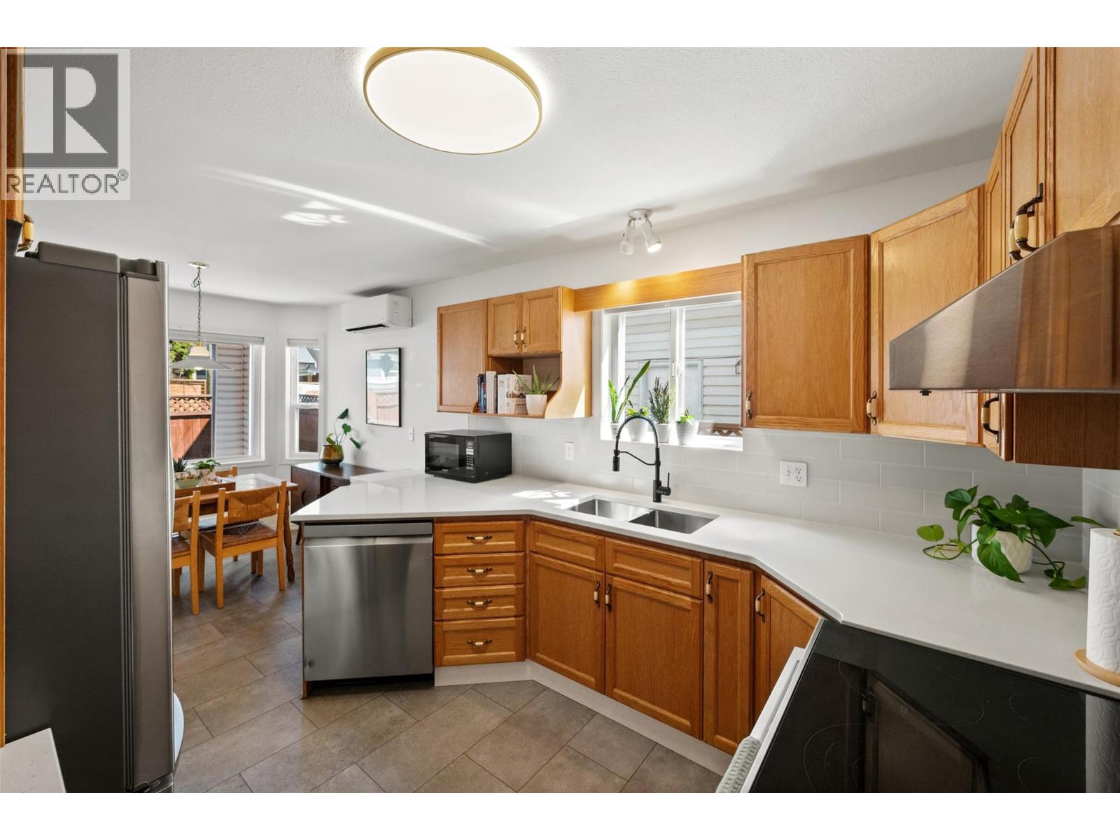 626 Van Horne Street Unit# 102, Penticton, British Columbia  V2A 4L1 - Photo 5 - 10385389