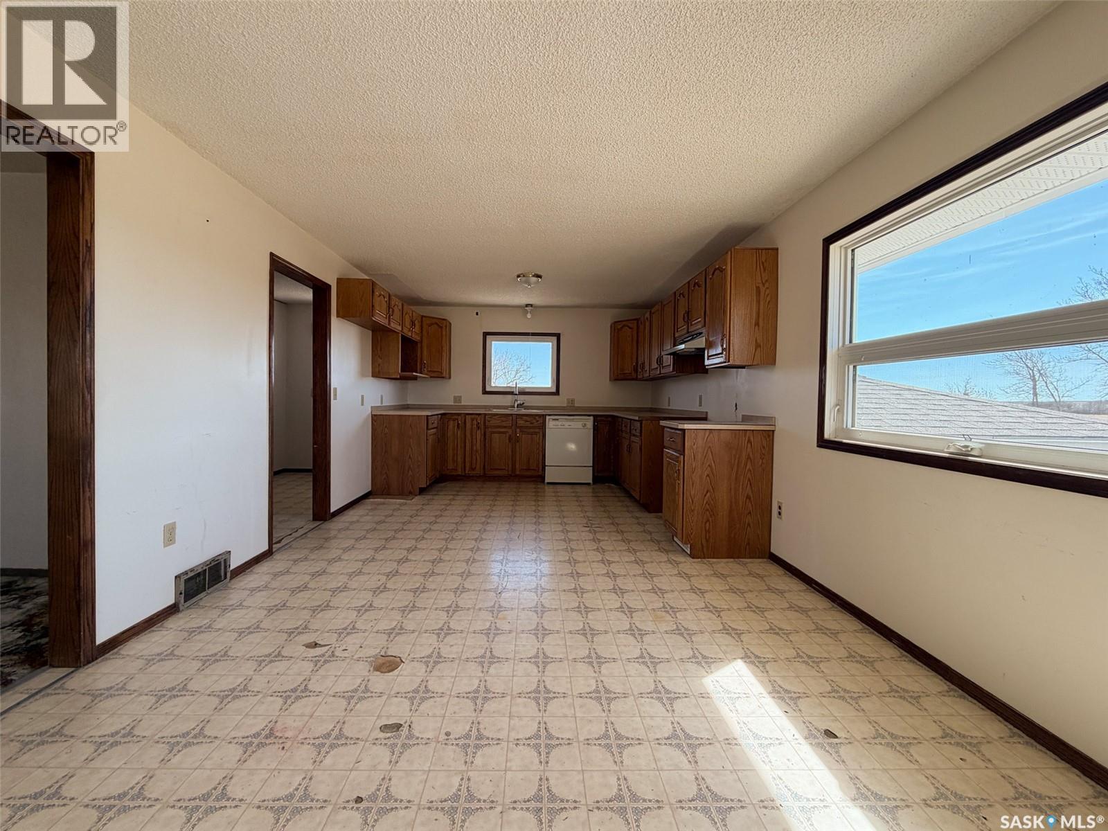 Eastend Wills Acreage, White Valley Rm No. 49, Saskatchewan  S0N 0T0 - Photo 13 - SK034127