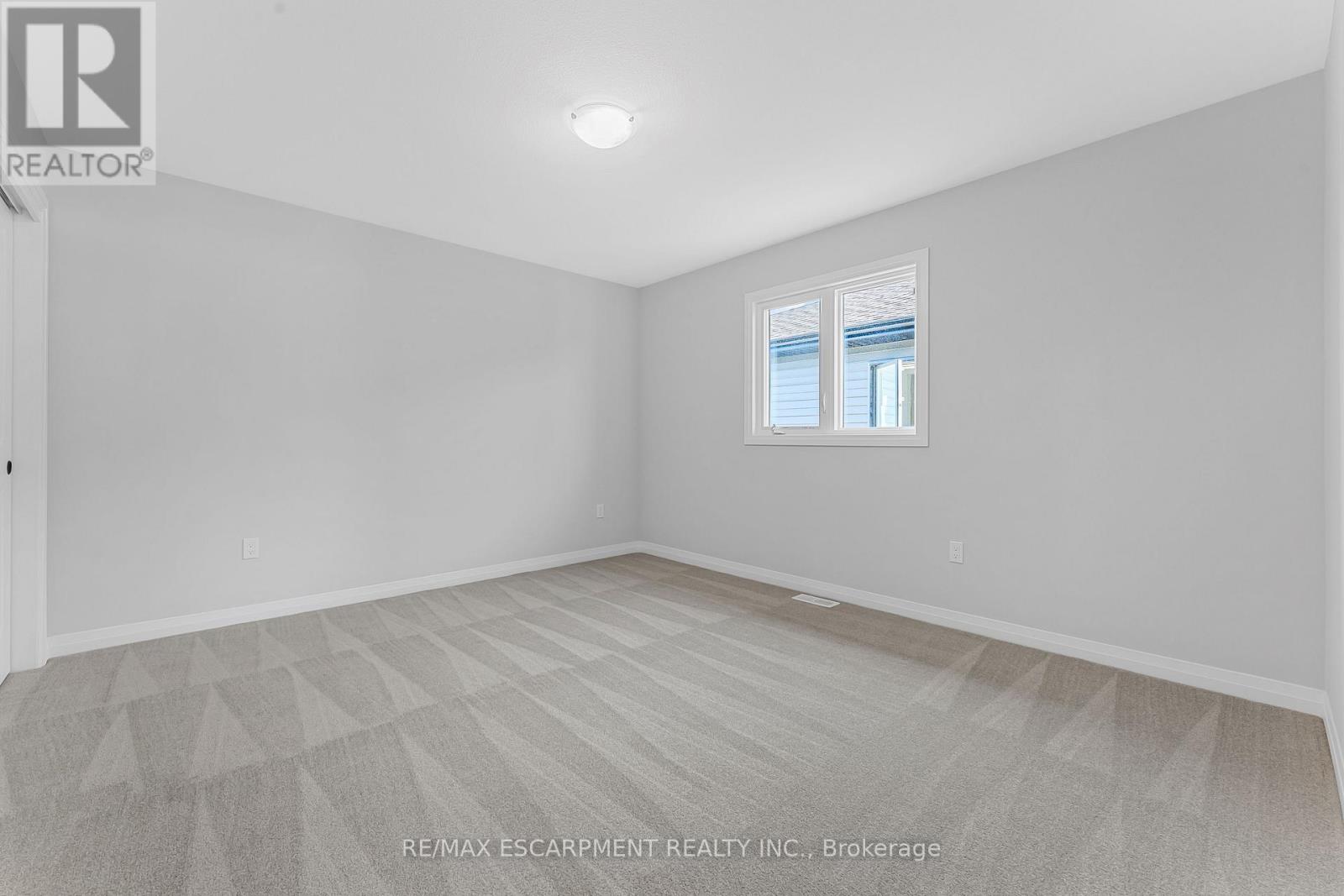 1014 Alliston Avenue, Fort Erie, Ontario  L2A 0H3 - Photo 24 - X13060168