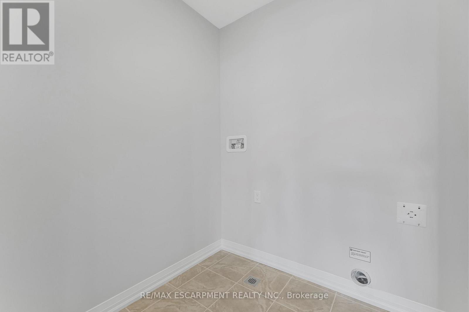 1014 Alliston Avenue, Fort Erie, Ontario  L2A 0H3 - Photo 26 - X13060168