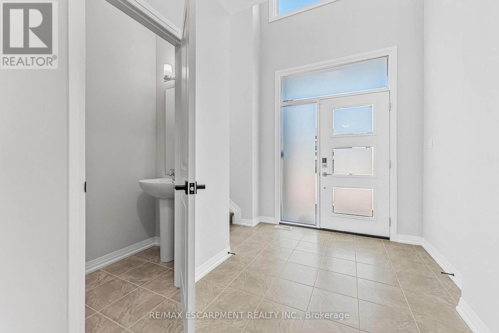 1014 Alliston Avenue, Fort Erie, Ontario  L2A 0H3 - Photo 34 - X13060168