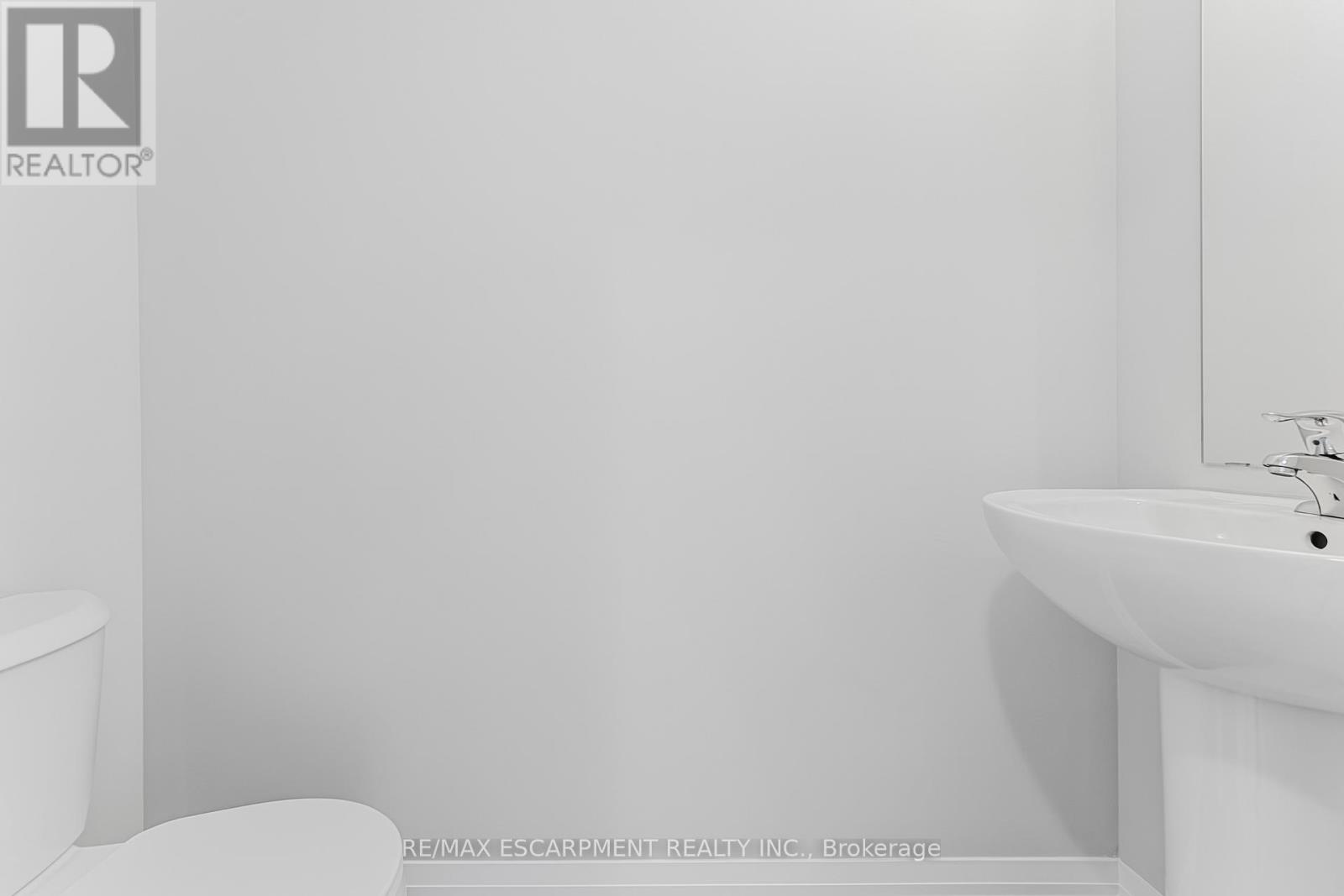 1014 Alliston Avenue, Fort Erie, Ontario  L2A 0H3 - Photo 35 - X13060168