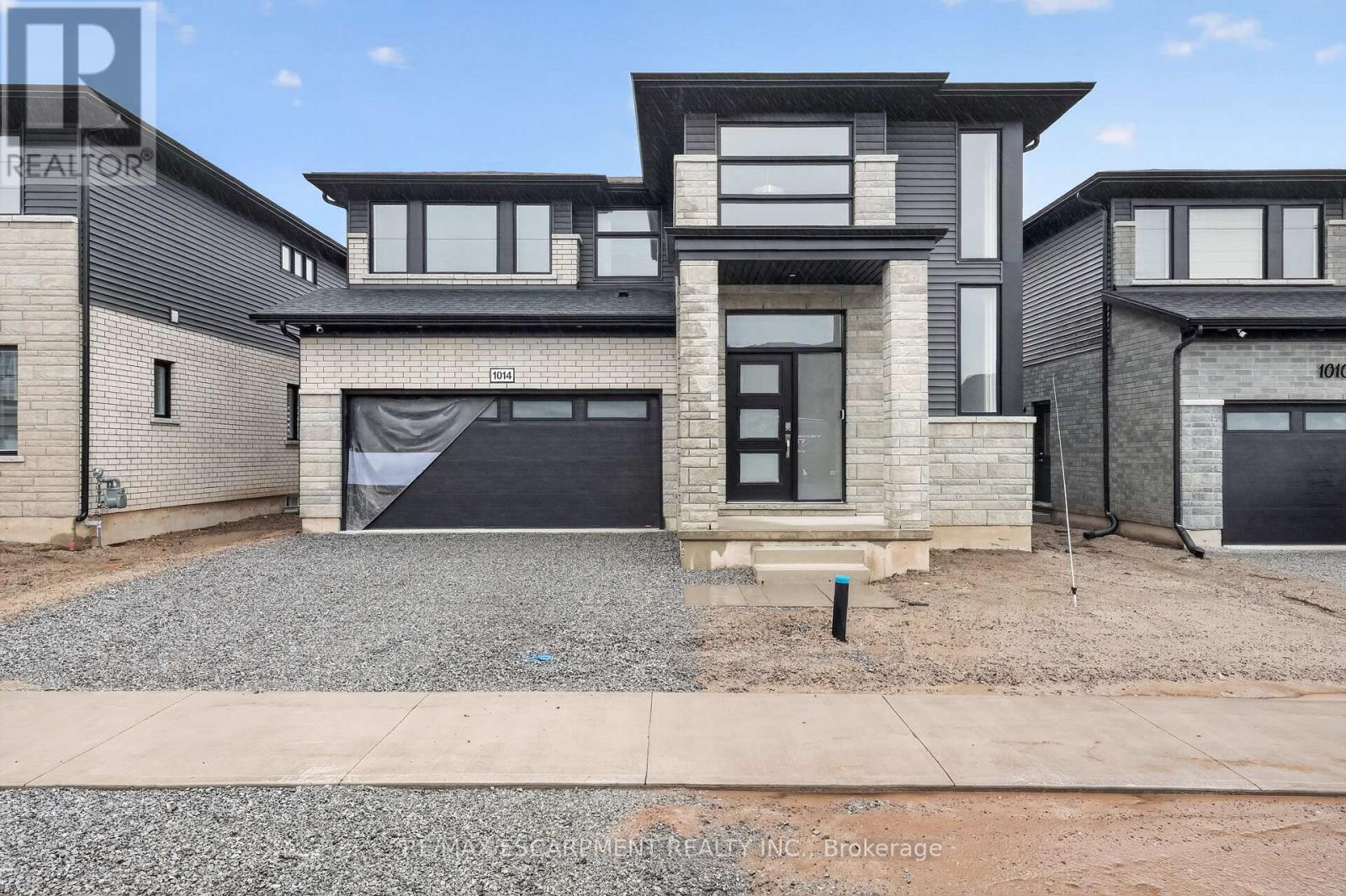 1014 Alliston Avenue, Fort Erie, Ontario  L2A 0H3 - Photo 4 - X13060168