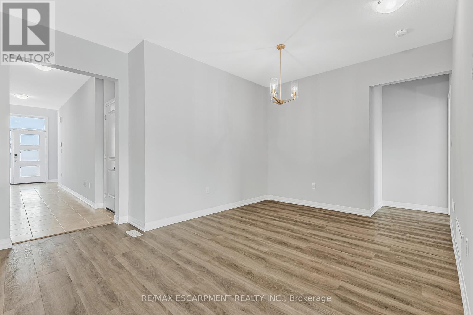 1014 Alliston Avenue, Fort Erie, Ontario  L2A 0H3 - Photo 7 - X13060168