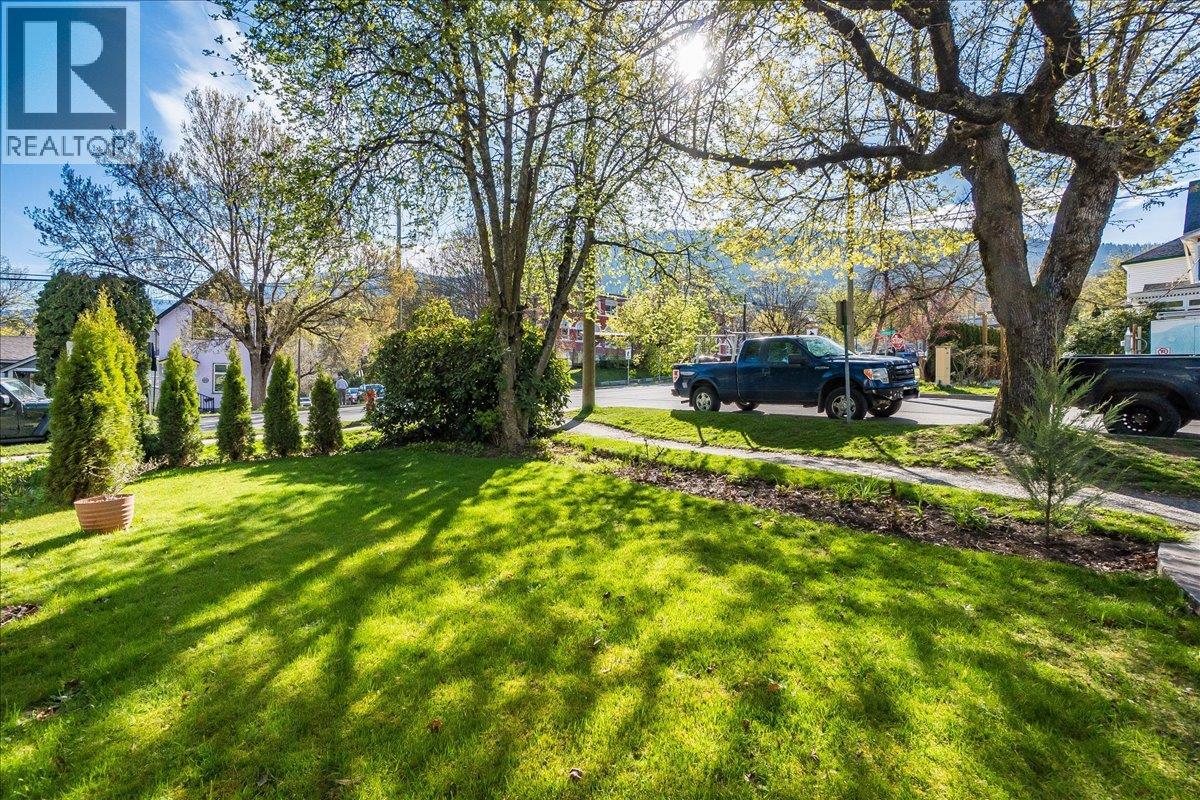 720 Stanley Street, Nelson, British Columbia  V1L 1N5 - Photo 30 - 10385329
