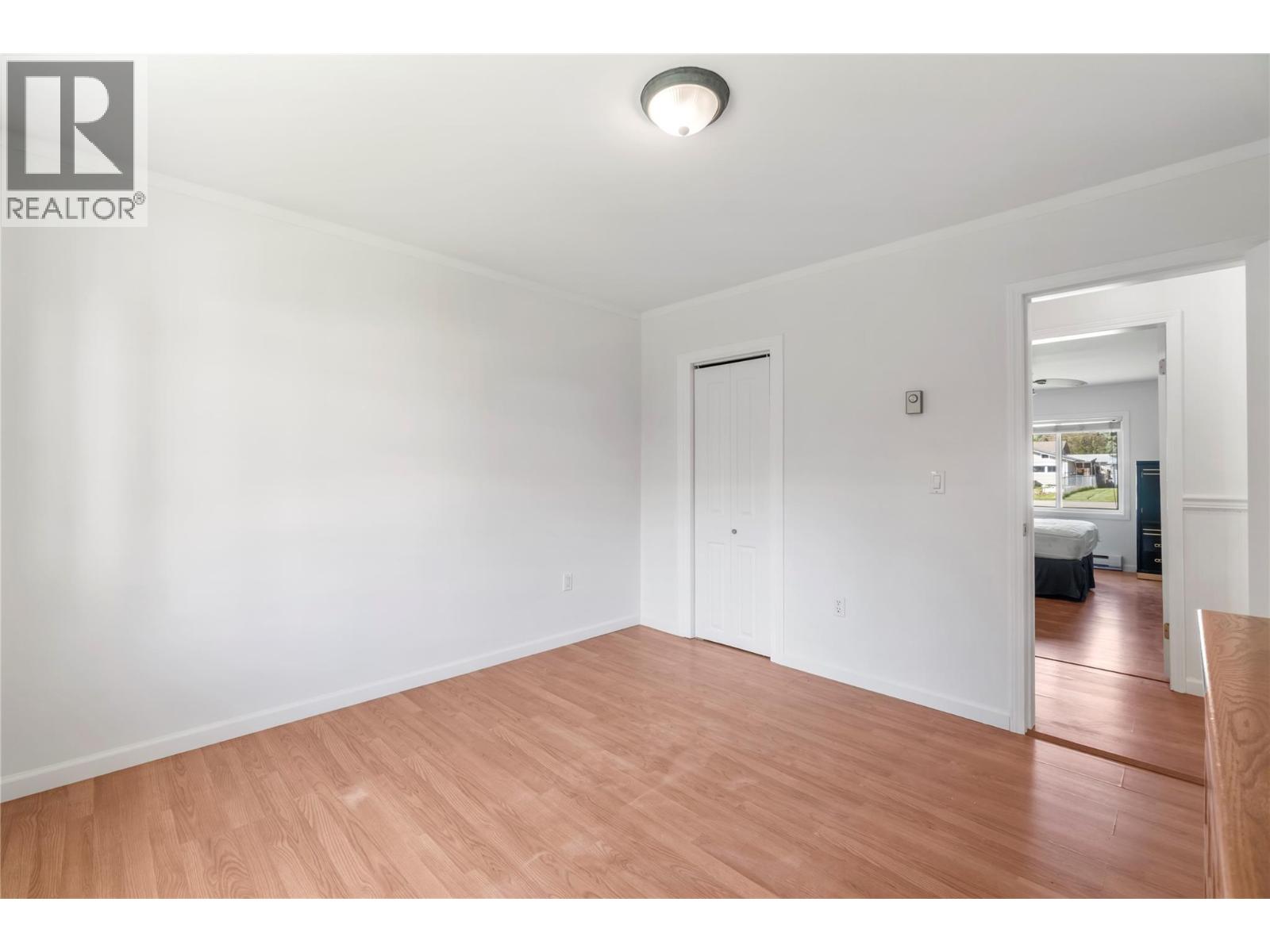 725 Conn Street, Sicamous, British Columbia  V0E 2V0 - Photo 17 - 10385147