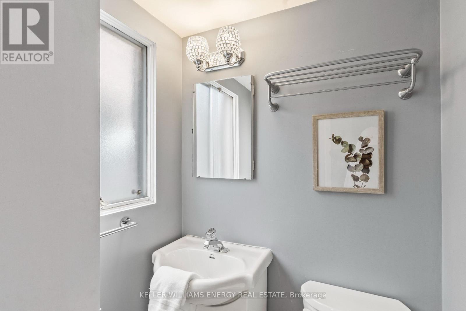 5 Castlemere Crescent, Toronto, Ontario  M1W 1K4 - Photo 16 - E13060194