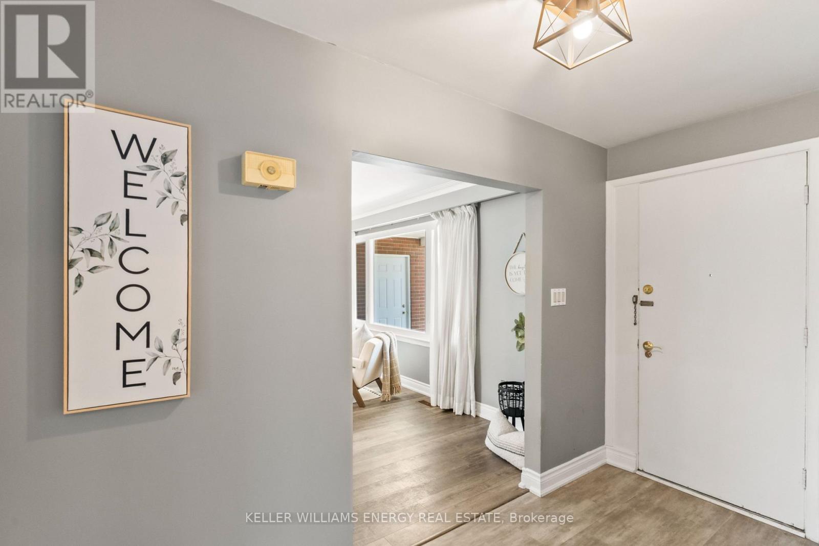 5 Castlemere Crescent, Toronto, Ontario  M1W 1K4 - Photo 17 - E13060194