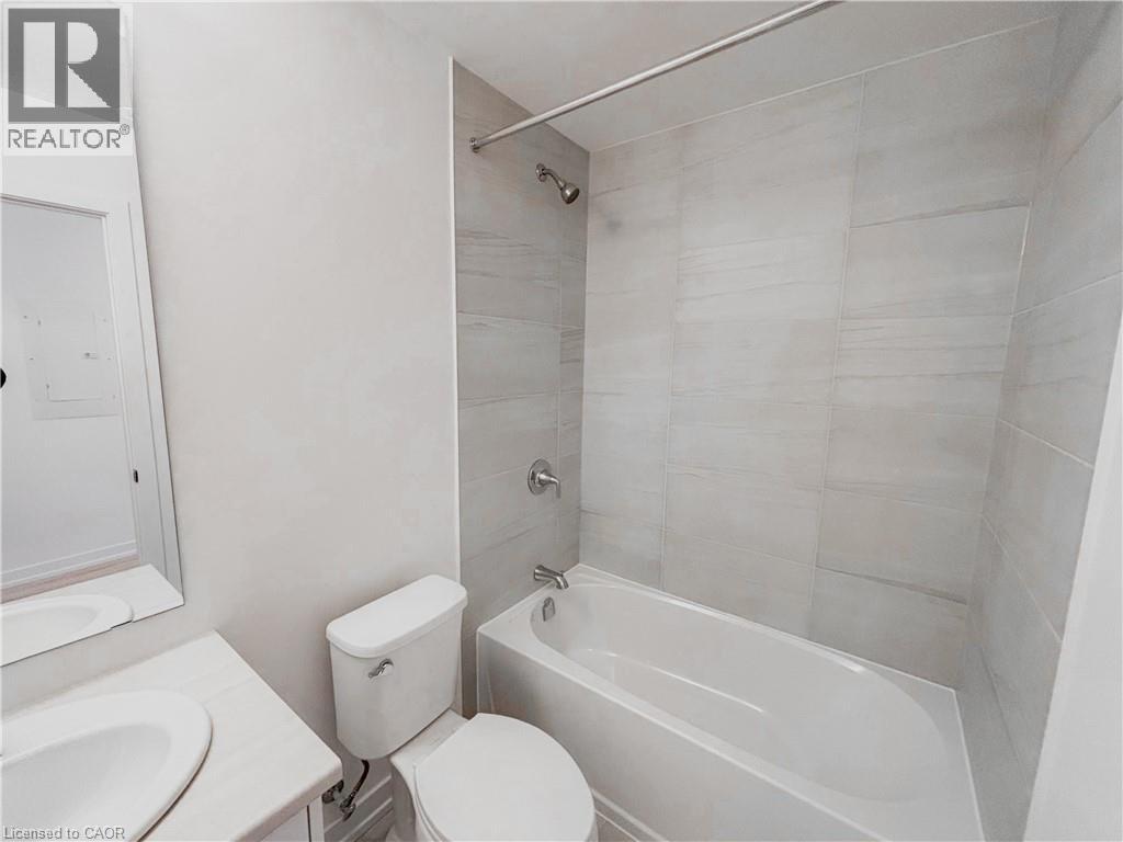 25 Palace Street Unit# P31, Kitchener, Ontario  N2E 0L2 - Photo 15 - 40824878