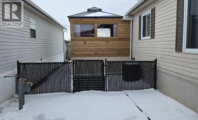 26, 1101 84 Street Ne, Calgary, Alberta  T2Y 7X2 - Photo 3 - A2296149