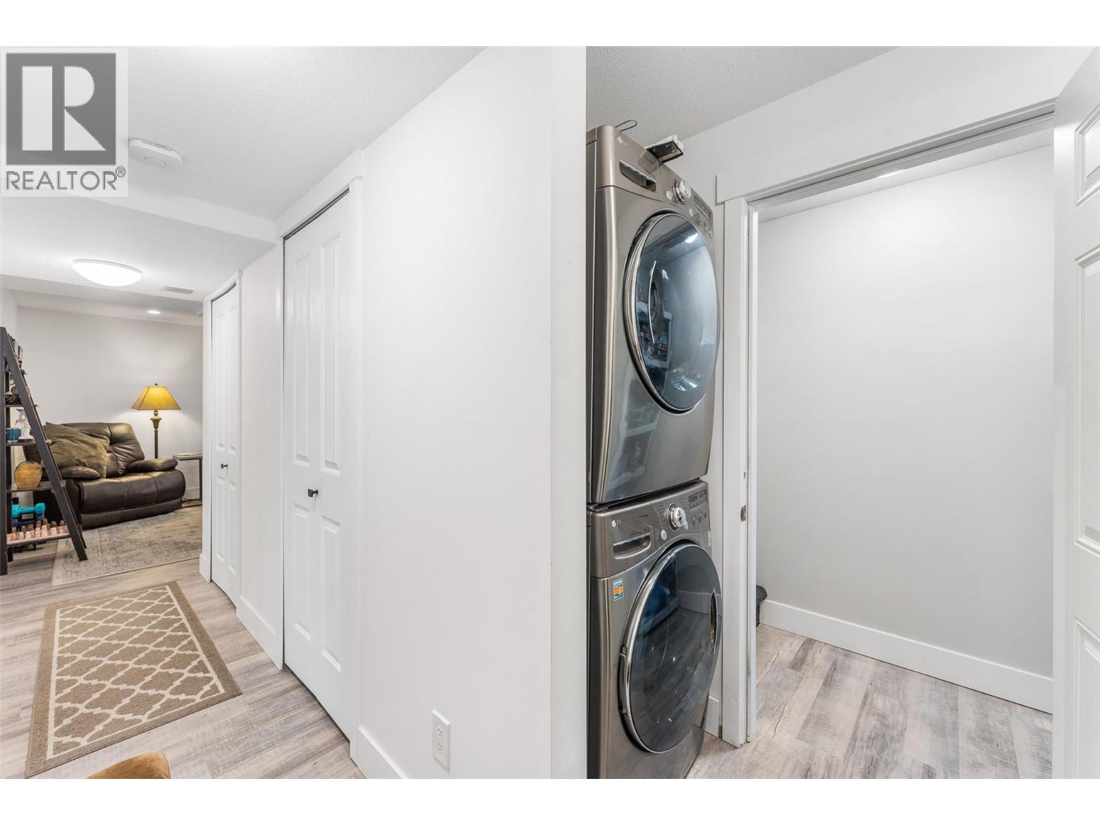 10453 Sherman Drive, Lake Country, British Columbia  V4V 2N2 - Photo 38 - 10385290