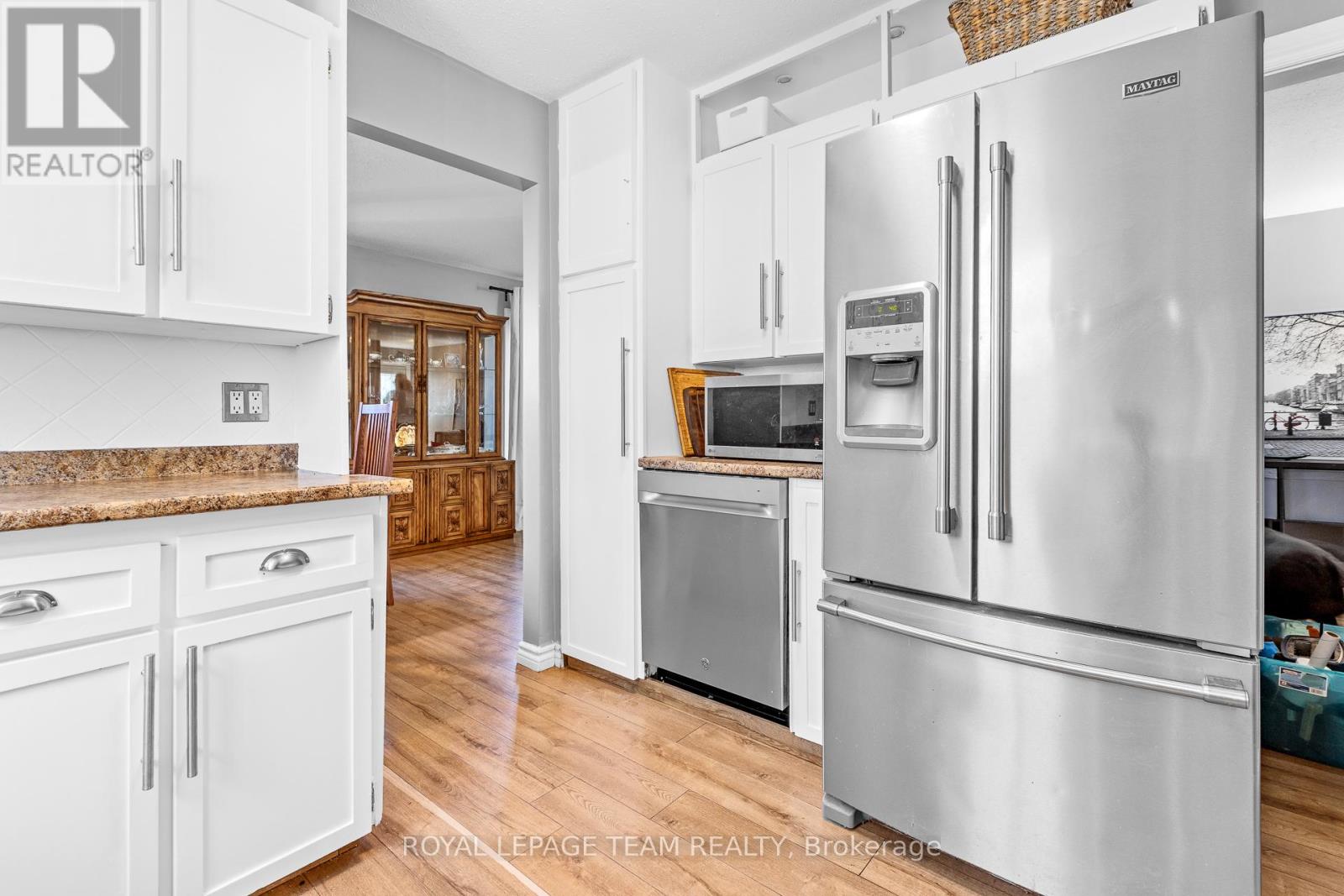 25 Grady Crescent, Ottawa, Ontario  K2H 5S2 - Photo 11 - X13060254