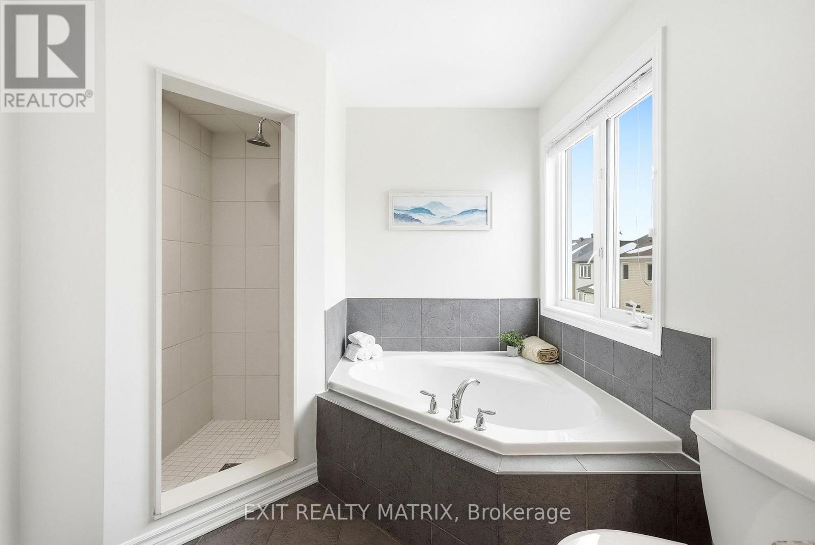 194 Flowing Creek Circle, Ottawa, Ontario  K2M 2R7 - Photo 13 - X13060272