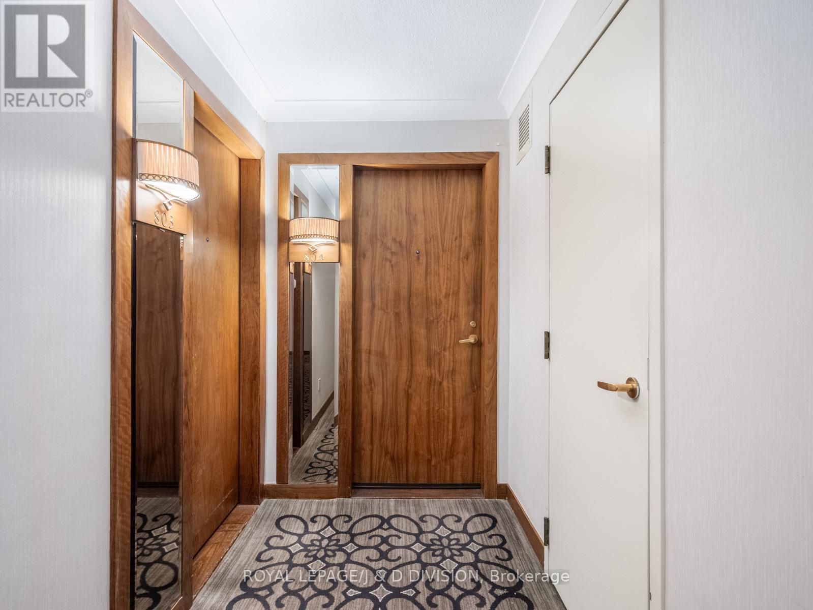 804 - 63 St Clair Avenue W, Toronto, Ontario  M4V 2Y9 - Photo 6 - C13047864