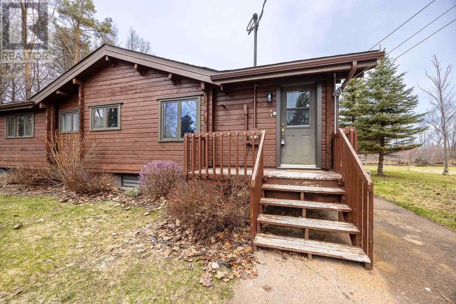 144 Pointe Louise Dr, Sault Ste Marie, Ontario  P6A 5K6 - Photo 4 - SM260791