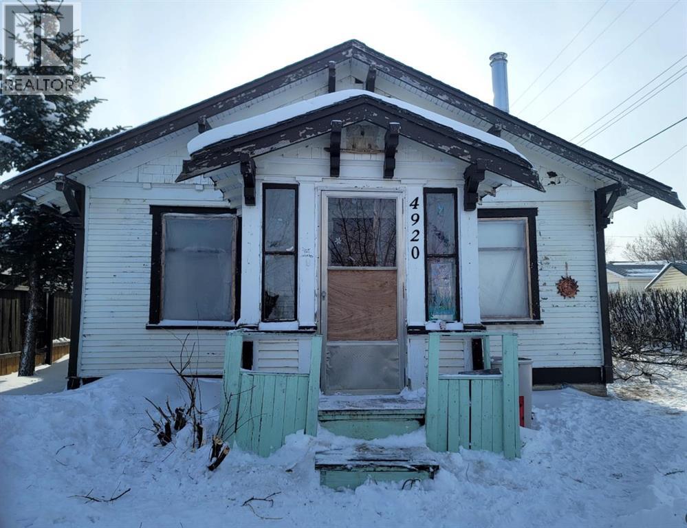 4920 45 Avenue, Spirit River, Alberta  T0H 0E8 - Photo 2 - A2286991